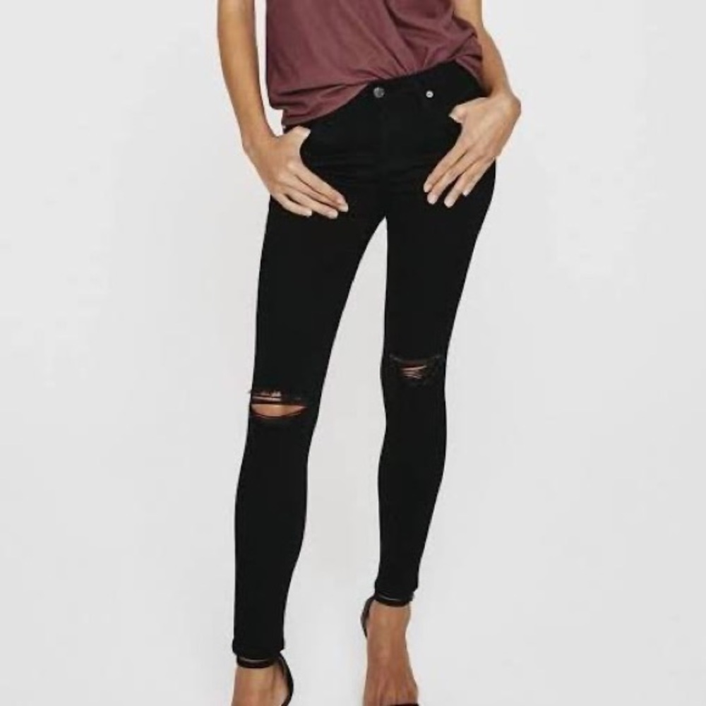 AG Black Skinny Jeans with Rip Size 27 (reg)